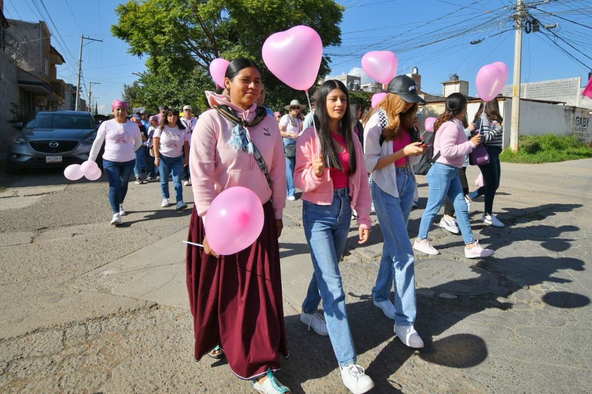 Mandan desde Guadalupe mensaje de esperanza contra el cáncer de mama.