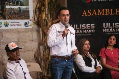 Ulises Mejía Haro promueve Producción para el bienestar en Vetagrande