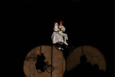 Theater Tol inaugura el 22° Festival Internacional de Teatro de Calle Zacatecas 2025 con un poema aéreo: Pedaleando hacia el Cielo