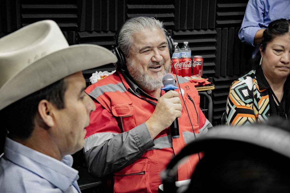 Orla Camino Rojo fortalece la comunicación comunitaria con la firma de convenio entre Radio Orla, el Ayuntamiento de Mazapil y el EMSAD San Tiburcio