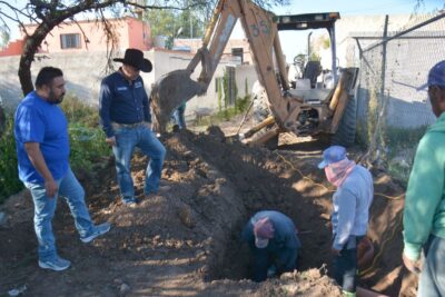 Avanza obra de red de drenaje en la Colonia Benito Juárez: Ureño supervisa trabajos