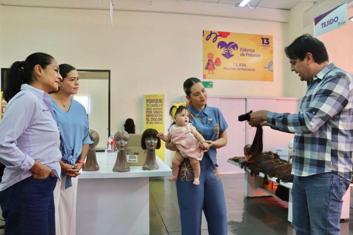 DIF Zacatecas dona pelucas oncológicas para pacientes