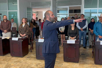 Javier Torres designa a René González como secretario de Desarrollo Económico