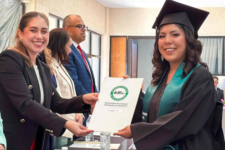 UTZAC celebra la graduación de más de 400 alumnos del nivel Técnico Superior Universitario