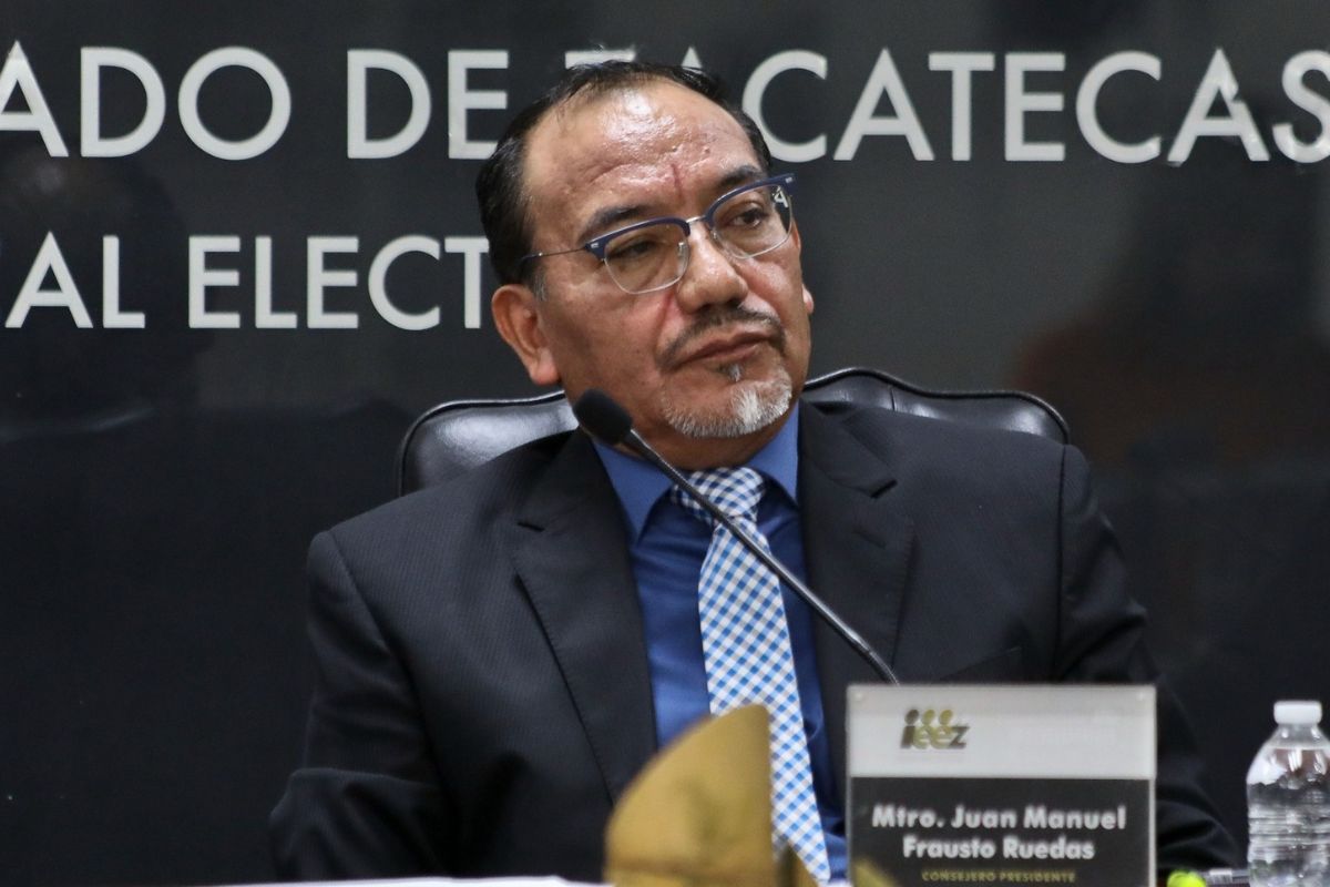Juan Manuel Frausto, podría recibir bienes del PRD.