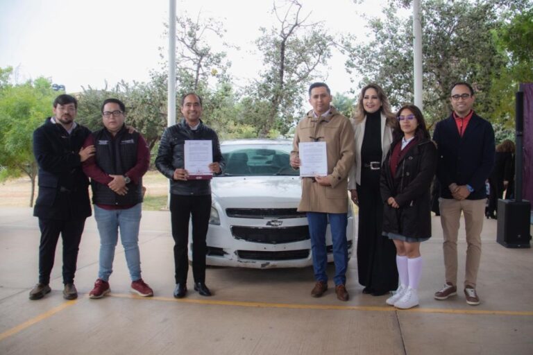 Pepe Saldívar dona vehículo al CETIS 113 para fortalecer la formación técnica de jóvenes