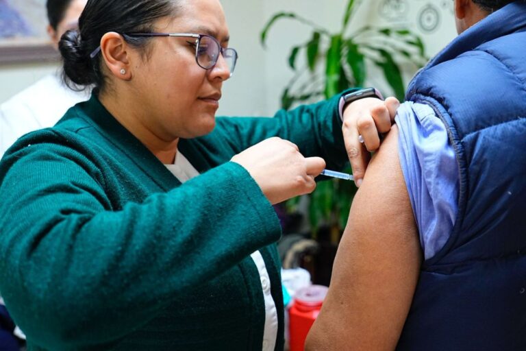 Issstezac acerca servicios médicos a jubilados con Feria de la Salud en tres municipios