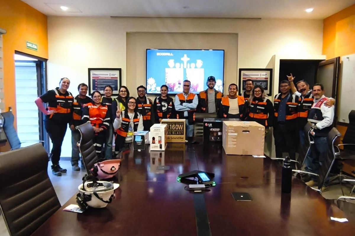 Capstone Copper Cozamin honra sus tradiciones con el Concurso de Altares de Día de Muertos 2025.