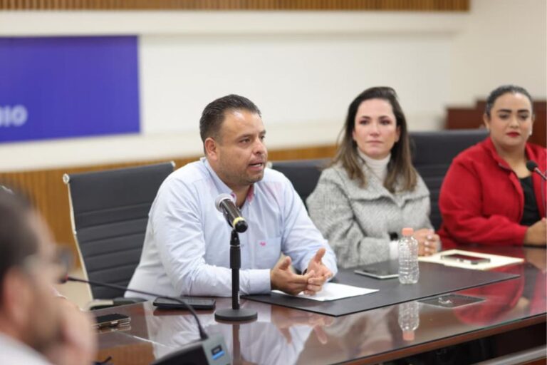 “La juventud decide”: Instalan el Cabildo Juvenil 2025 en Zacatecas