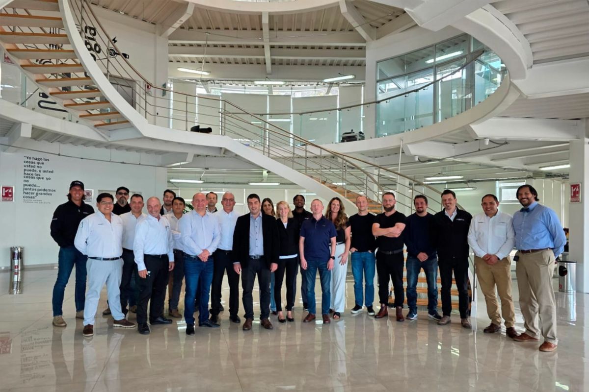 Expertos de cinco países se capacitan en minería digital en Quantum.