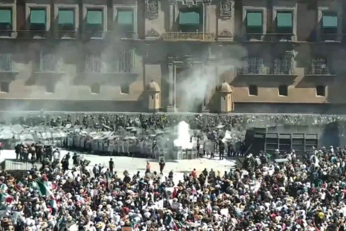 Marcha de “Somos Generación Z” provoca cierres viales y altercados en el Centro Histórico.