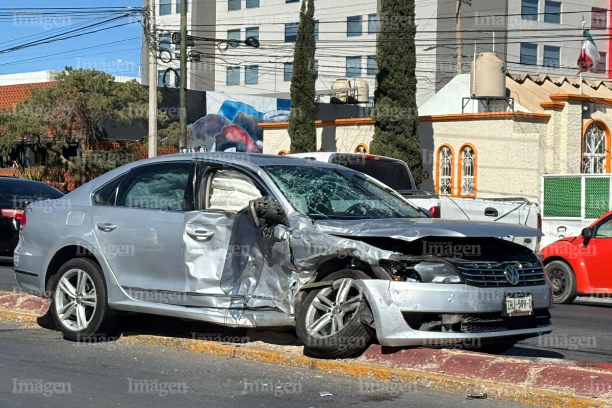 Dos personas lesionadas fue el saldo de un accidente vial en el Mineral.