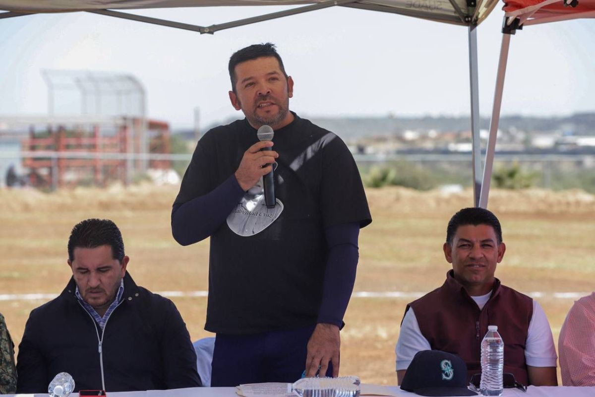 Saucito del Poleo estrena campo infantil de béisbol.