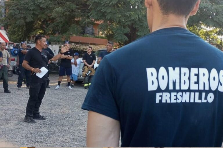 14 bomberos de El Mineral viajan a la ciudad de Puerto Vallarta para capacitaciones de bomberos