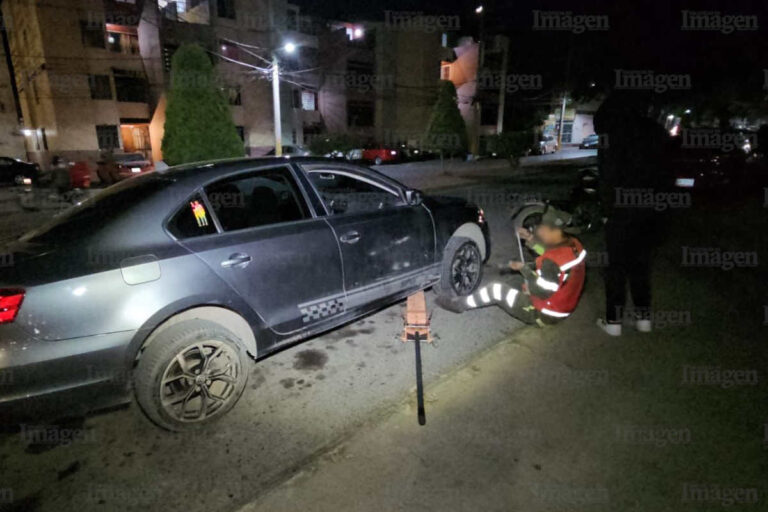 Arrojan ponchallantas en Fresnillo; hay varios vehículos afectados