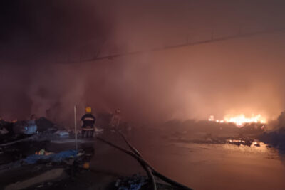 Controlan incendio de hierba seca y basura en el fraccionamiento San Charbel