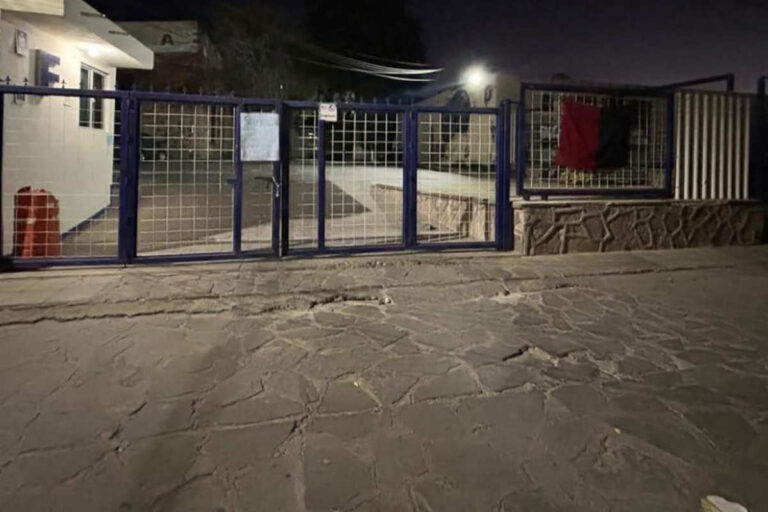 Estudiantes toman el CAM; exigen frenar corrupción y violencia