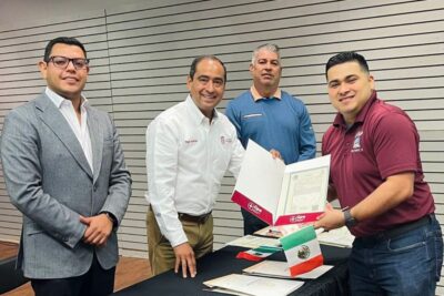 Pepe Saldívar acerca servicios a migrantes guadalupenses en Fort Worth, Texas