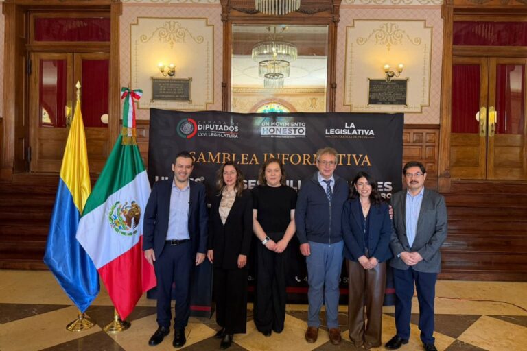 Ulises Mejía Haro tiende puentes diplomáticos desde el Congreso