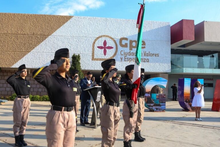 Guadalupe celebra el 115 aniversario de la Revolución con su primer concurso de desfile