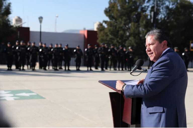 Monreal pide a municipios reforzar urgentemente sus corporaciones policiacas