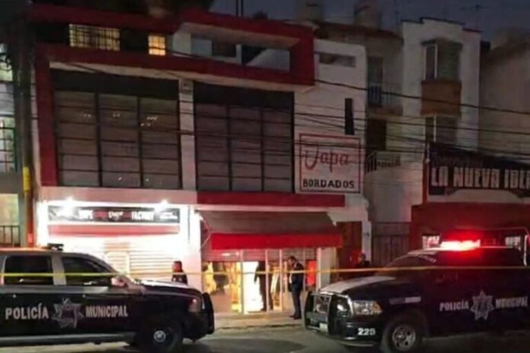 Empleado es ejecutado en comercio ubicado sobre avenida Universidad