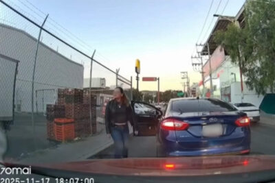 Pelea entre mujeres por conflicto vial junto a Soriana Híper Zacatecas se hace viral