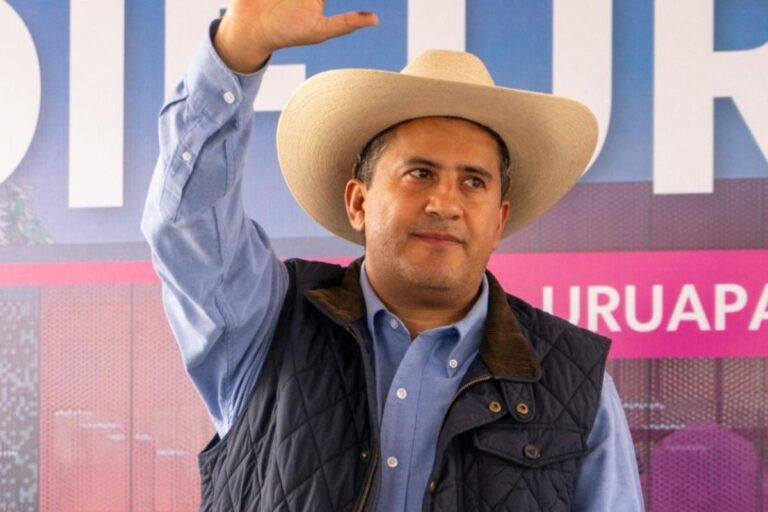 El Runrún: Asesinato de alcalde sacude política nacional mexicana