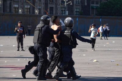 Más de 100 lesionados en la Marcha de la Generación Z