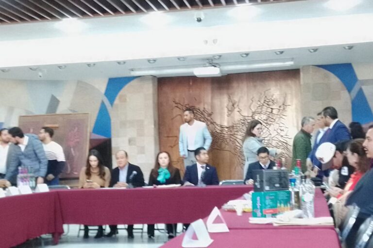 Declaran patrimonio cultural inmaterial al mezcal zacatecano