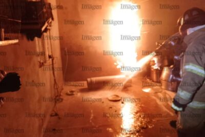 Hombre termina con quemaduras tras explosión de gas LP en Fresnillo