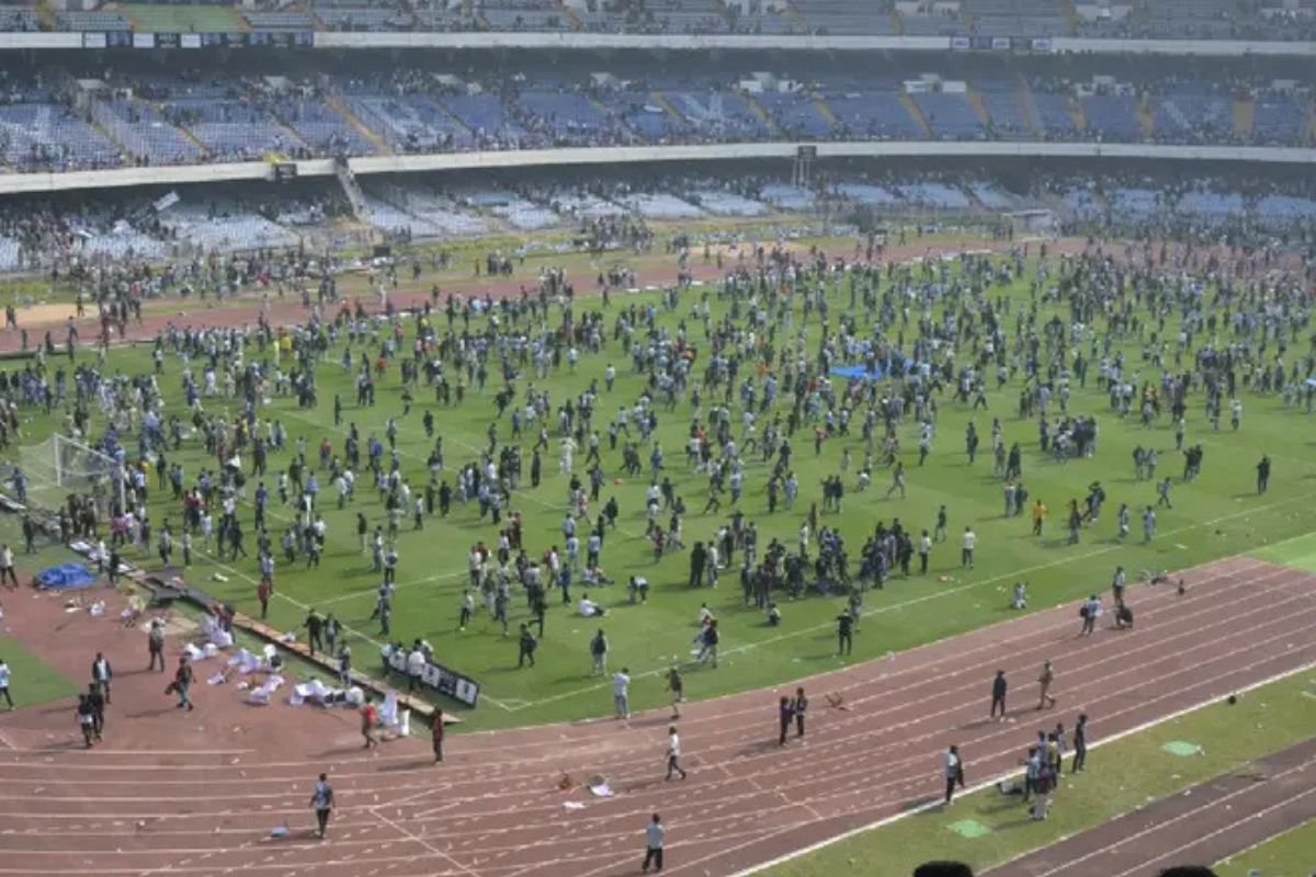 Caos y frustración marcan arranque de la gira de Messi en India.