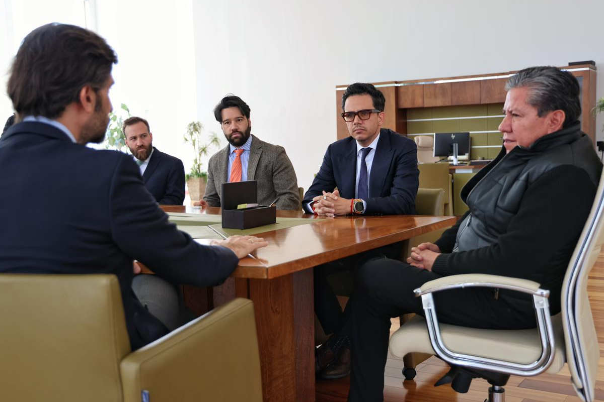 Anuncian nueva incubadora avícola en Jalpa