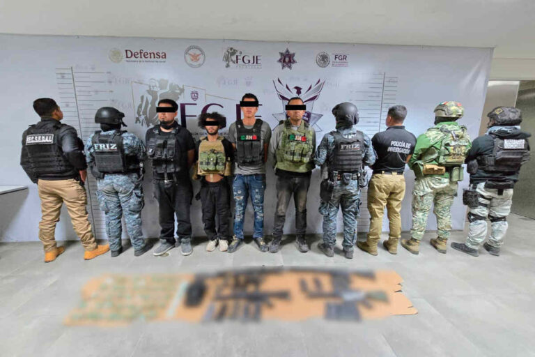Detienen a cuatro integrantes de grupo delictivo y aseguran arsenal en Tabasco, Zacatecas