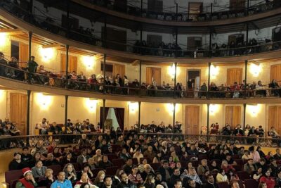 Concierto Navideño 2025 llena de música y tradición el Teatro Echeverría
