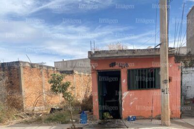 Incendio consume muebles en vivienda de la colonia Lienzo Charro