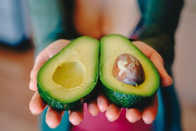 ¿Para qué sirve el aguacate y por qué es tan importante en la alimentación?