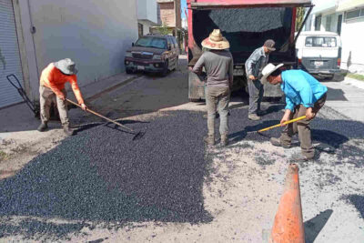 Guadalupe refuerza mitigación de baches en calles y comunidades del municipio