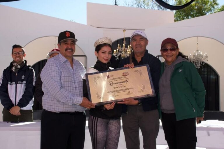 Reconocen trayectoria ejemplar del profesor Ramón Díaz Reyes