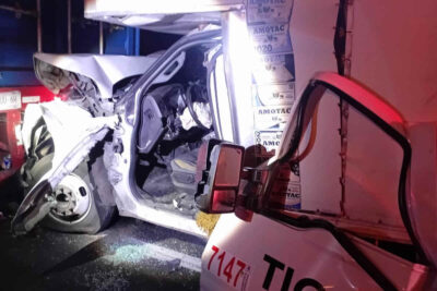 Rescatan a adulto mayor tras fuerte choque en la carretera federal 45 Zacatecas–Aguascalientes