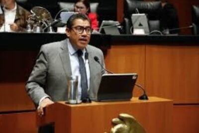 Saúl Monreal mantiene aspiración gubernamental; pide reglas claras