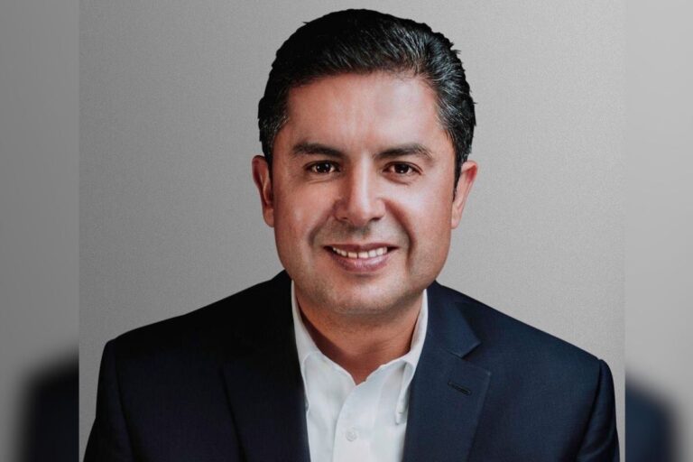 El Runrún: Tribunal confirma inhabilitación de Enrique Flores Mendoza por abuso administrativo