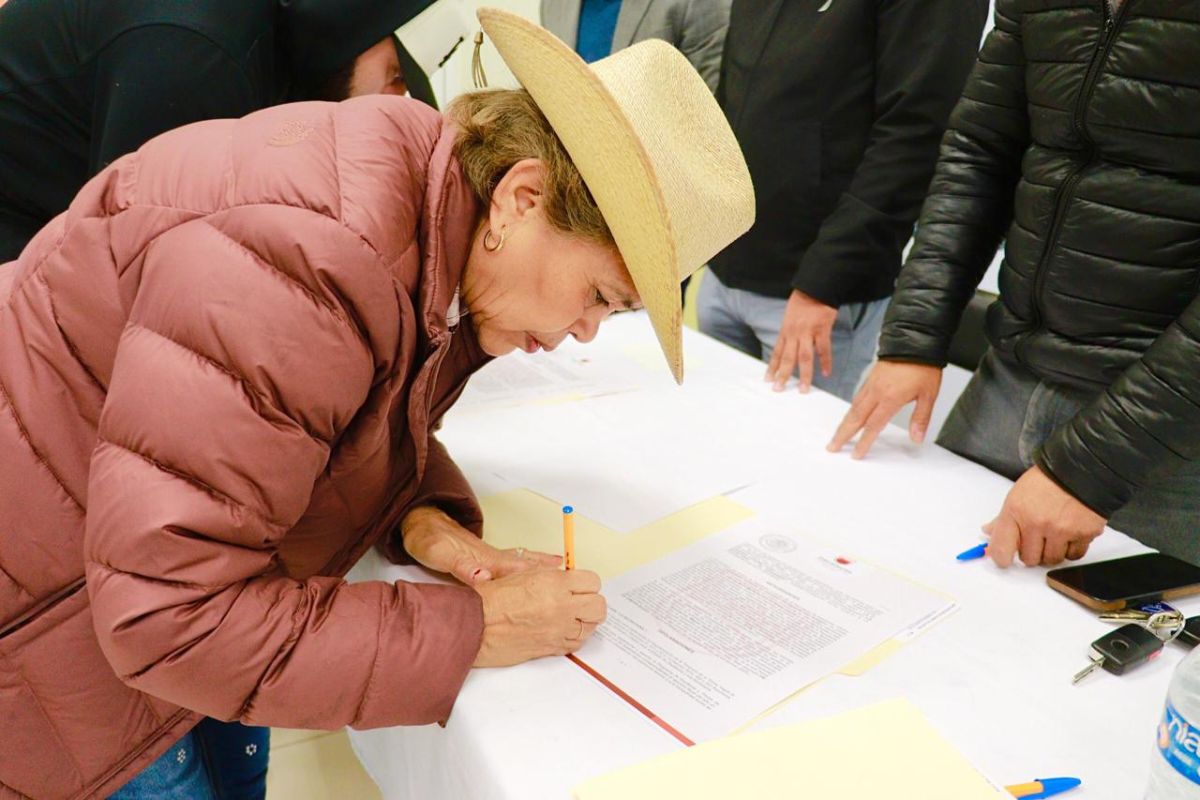 Avanza regularización de viviendas y certeza patrimonial en Villa de Cos.