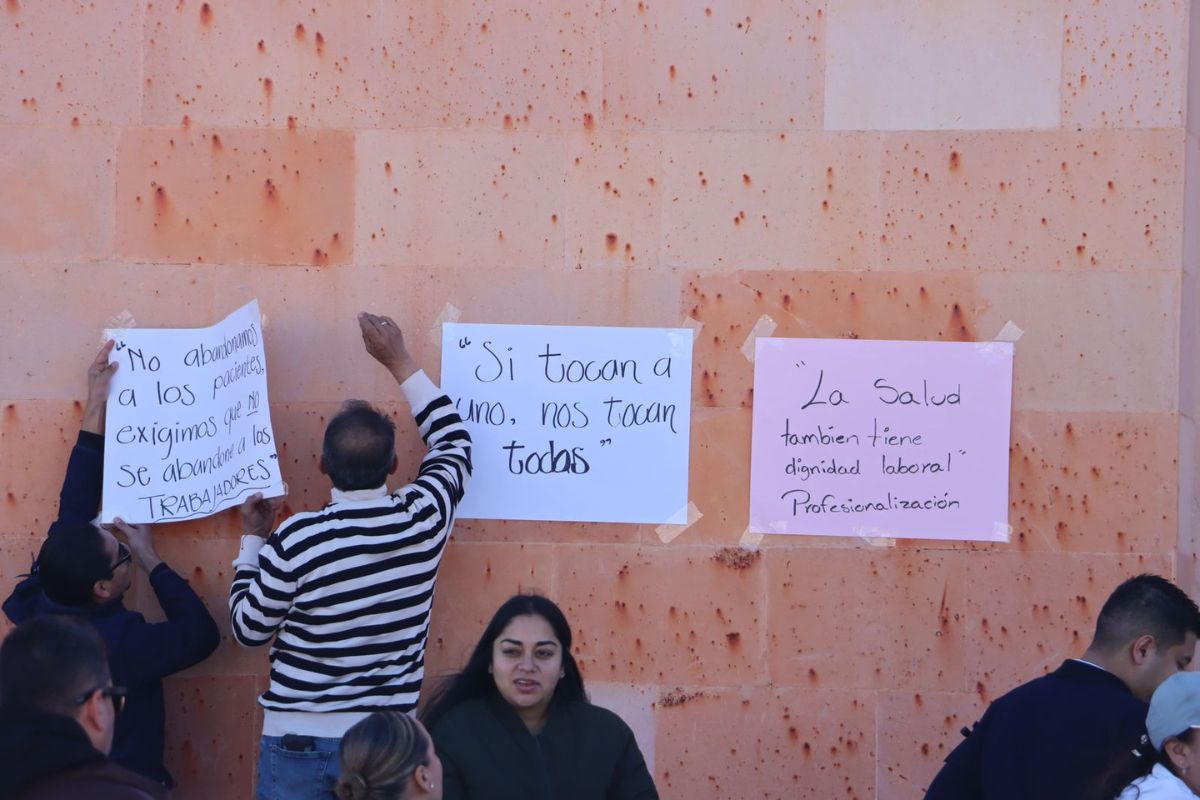 Líder del SNTSA denuncia que falta de pago es amenaza al futuro salarial de 300 enfermeras.