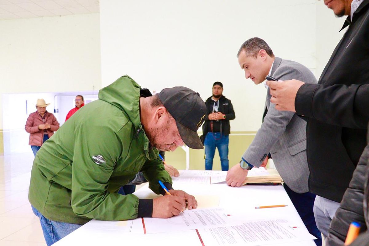 Avanza regularización de viviendas y certeza patrimonial en Villa de Cos.