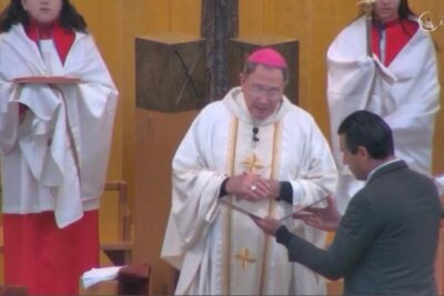 Renuevan símbolo de fe en Zacatecas: bendicen nueva pila bautismal en la Catedral Basílica
