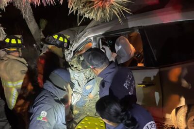 Rescatan a conductor atrapado tras choque en carretera a El Porvenir, Trancoso