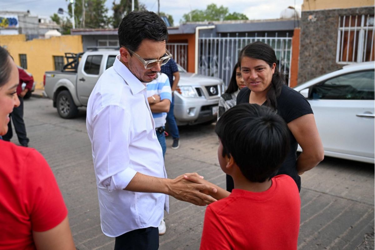Rodrigo Reyes destaca reducción histórica de la violencia y mantiene abierta posibilidad de competir por la alcaldía de Zacatecas.