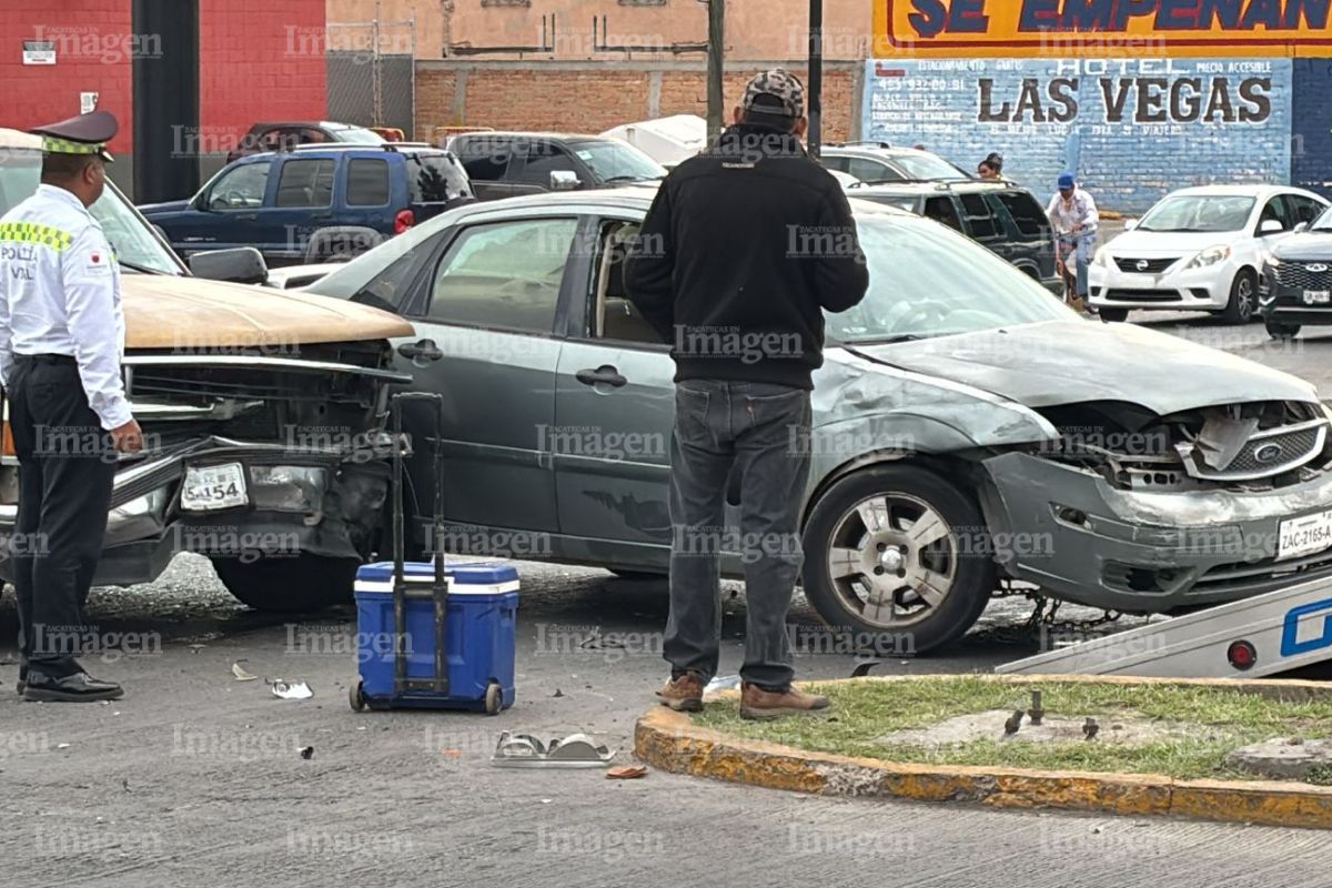 Conductor ebrio provoca choque en el Paseo del Mineral de Fresnillo