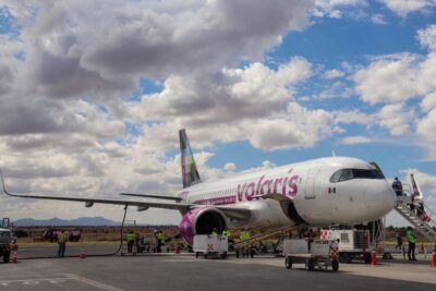 Inauguran ruta aérea Zacatecas Guadalajara con Volaris